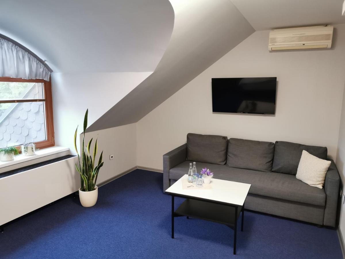 Hotel U Racka Ostrožská Nová Ves Eksteriør bilde