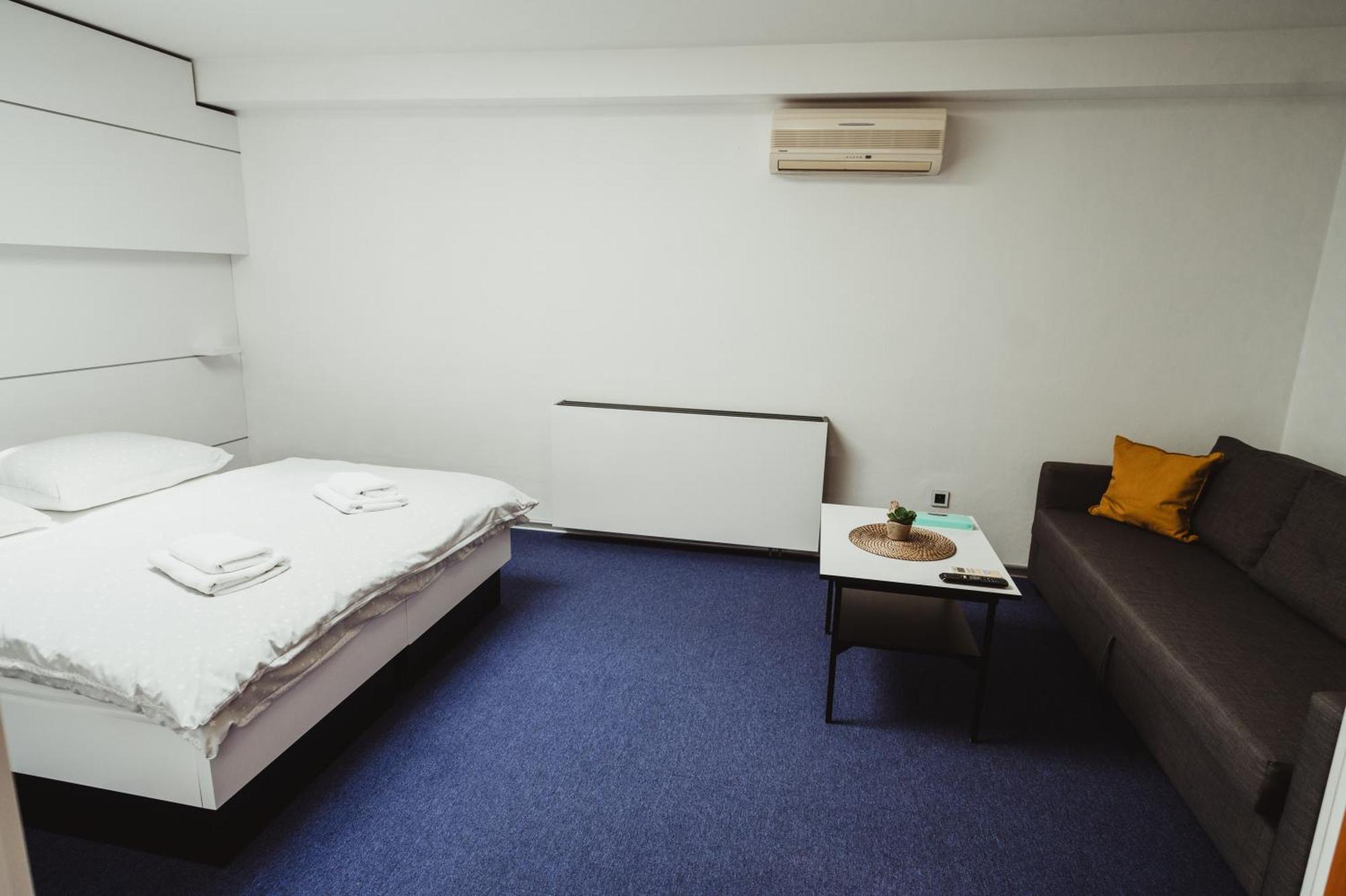 Hotel U Racka Ostrožská Nová Ves Eksteriør bilde