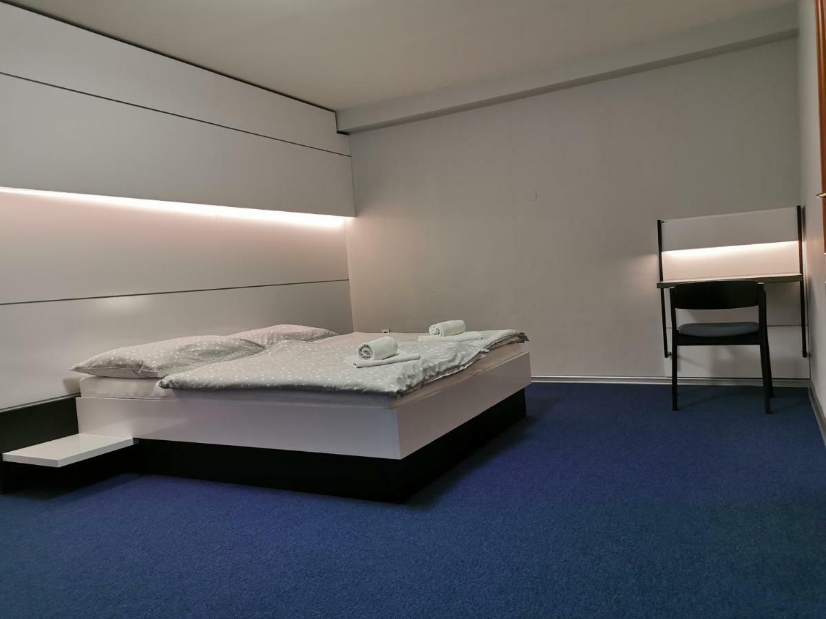 Hotel U Racka Ostrožská Nová Ves Eksteriør bilde
