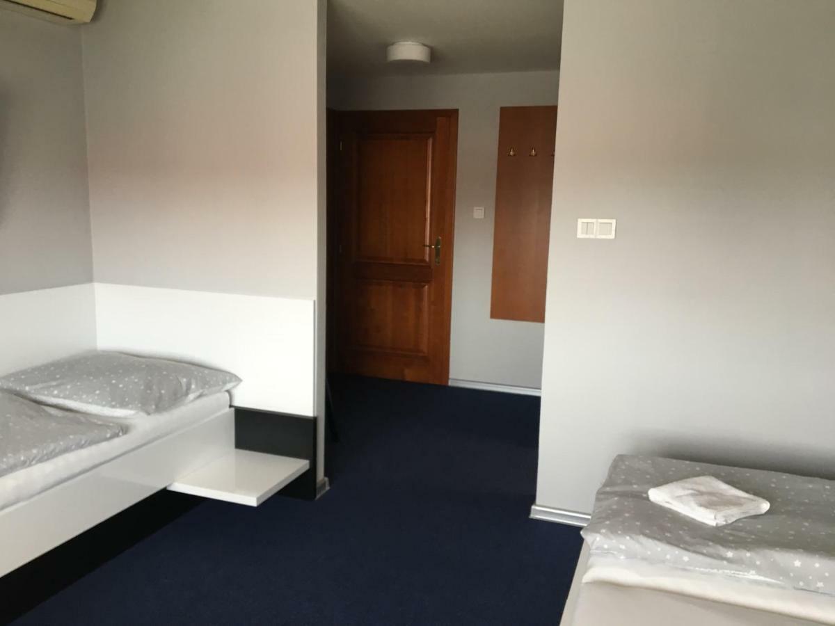 Hotel U Racka Ostrožská Nová Ves Eksteriør bilde